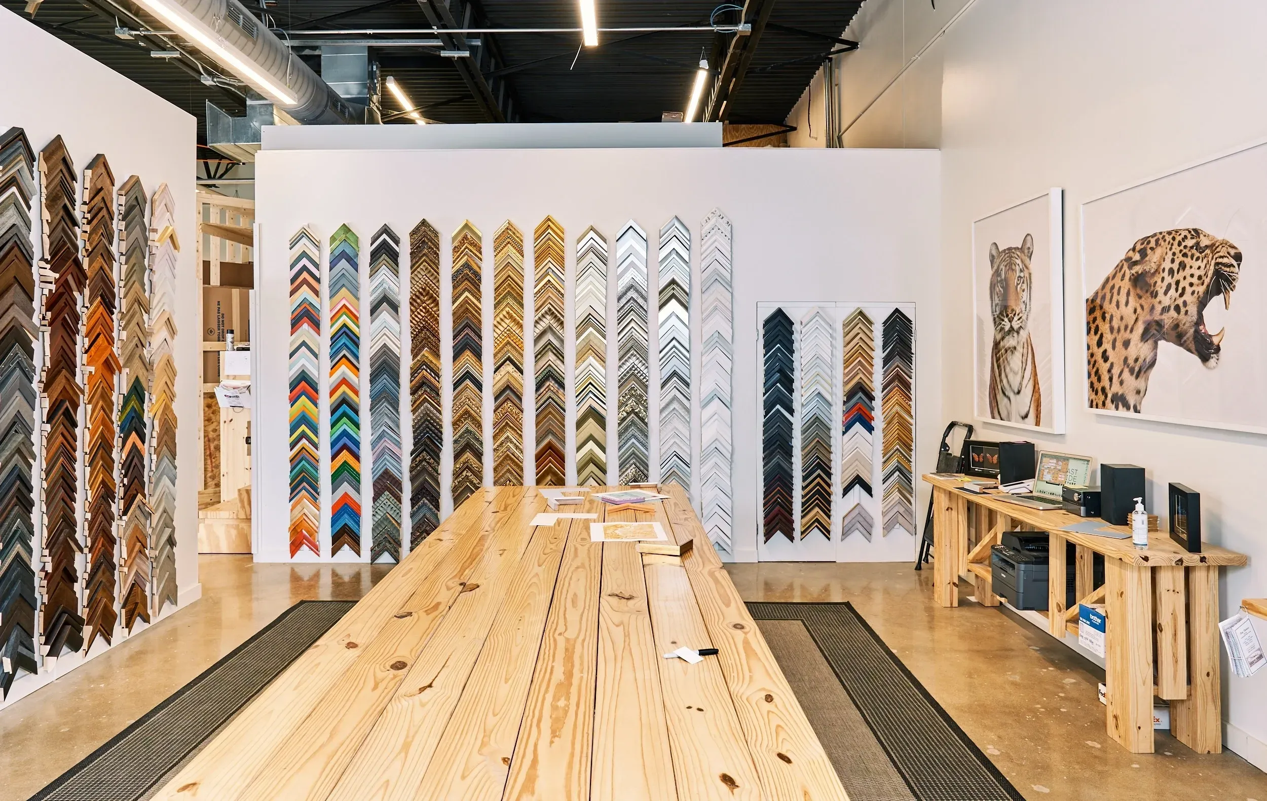 Custom Framing: How to Choose the Best Frame in Dubai